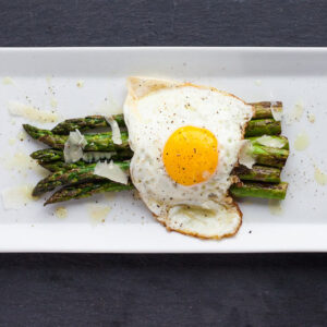 asparagus and fried egg
