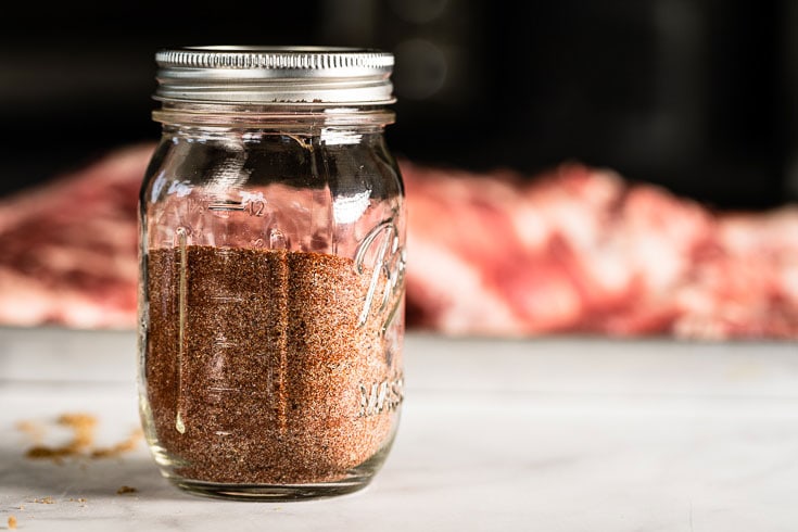 dry rub for ribs in mason jar mixed together