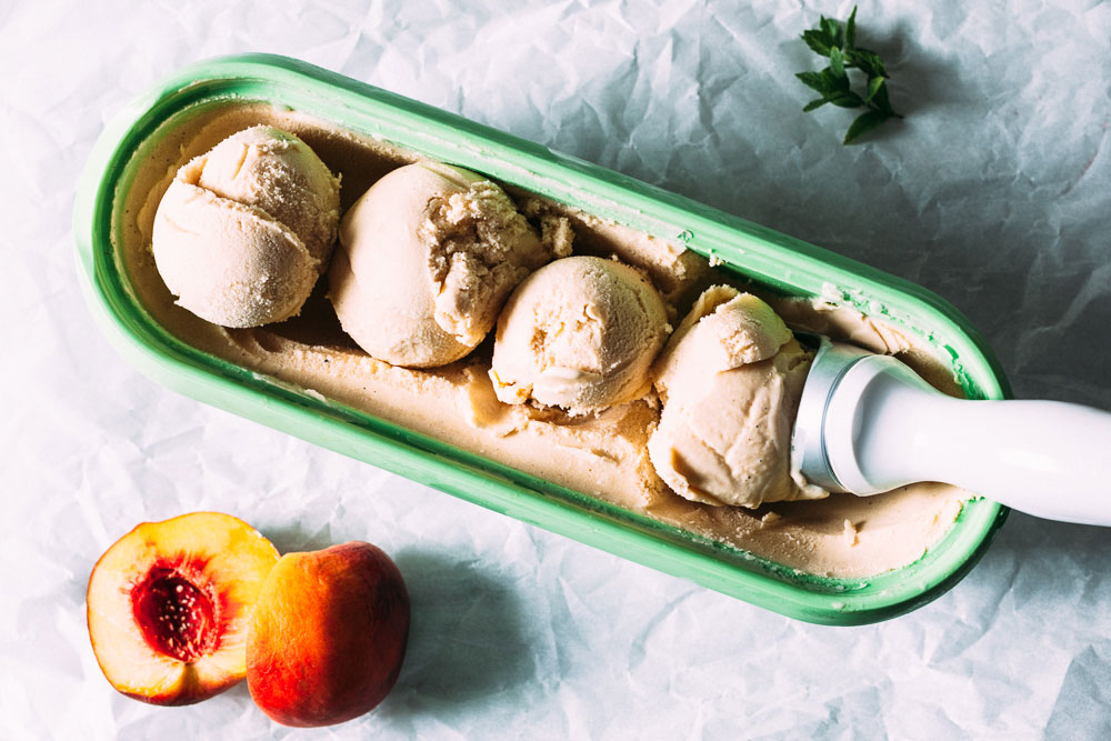 Grilled Peach-Bourbon Ice Cream Recipe