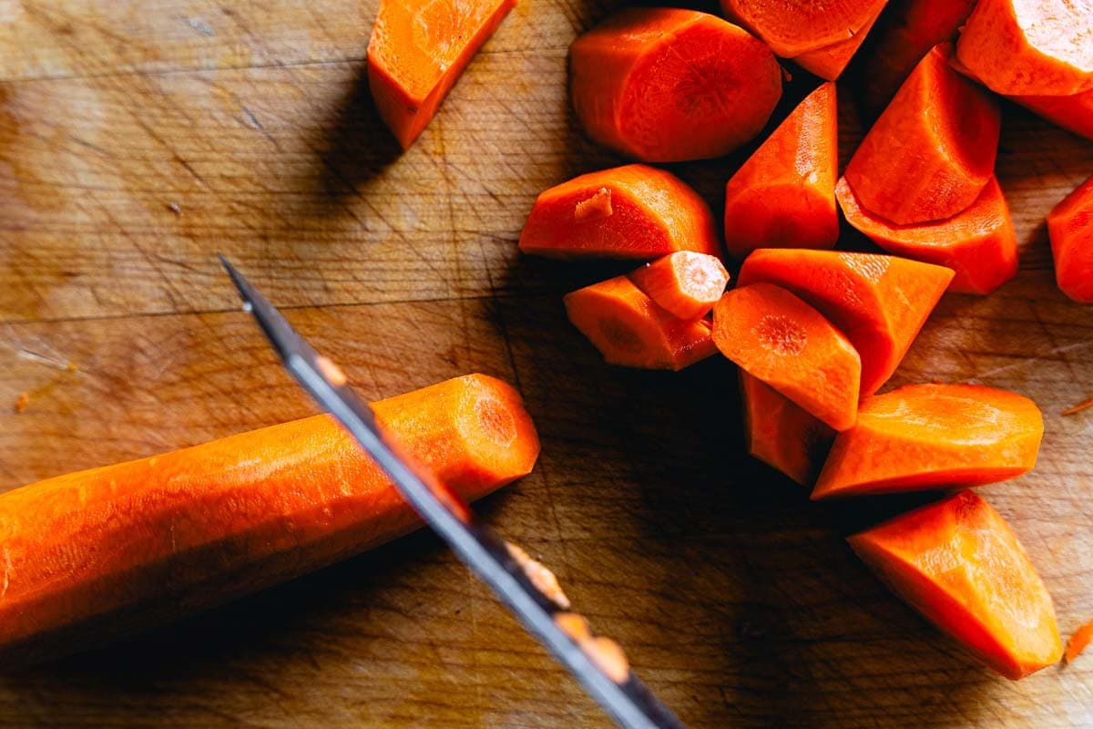 how to slice carrot bites for boiling
