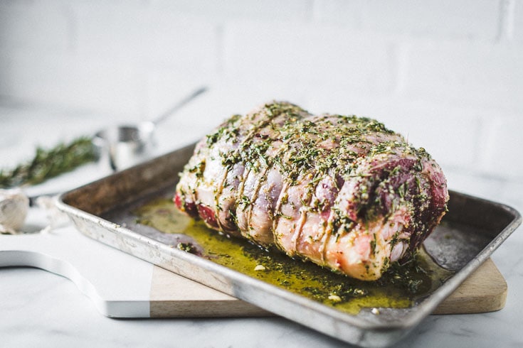  gigot d'agneau en croûte d'herbes