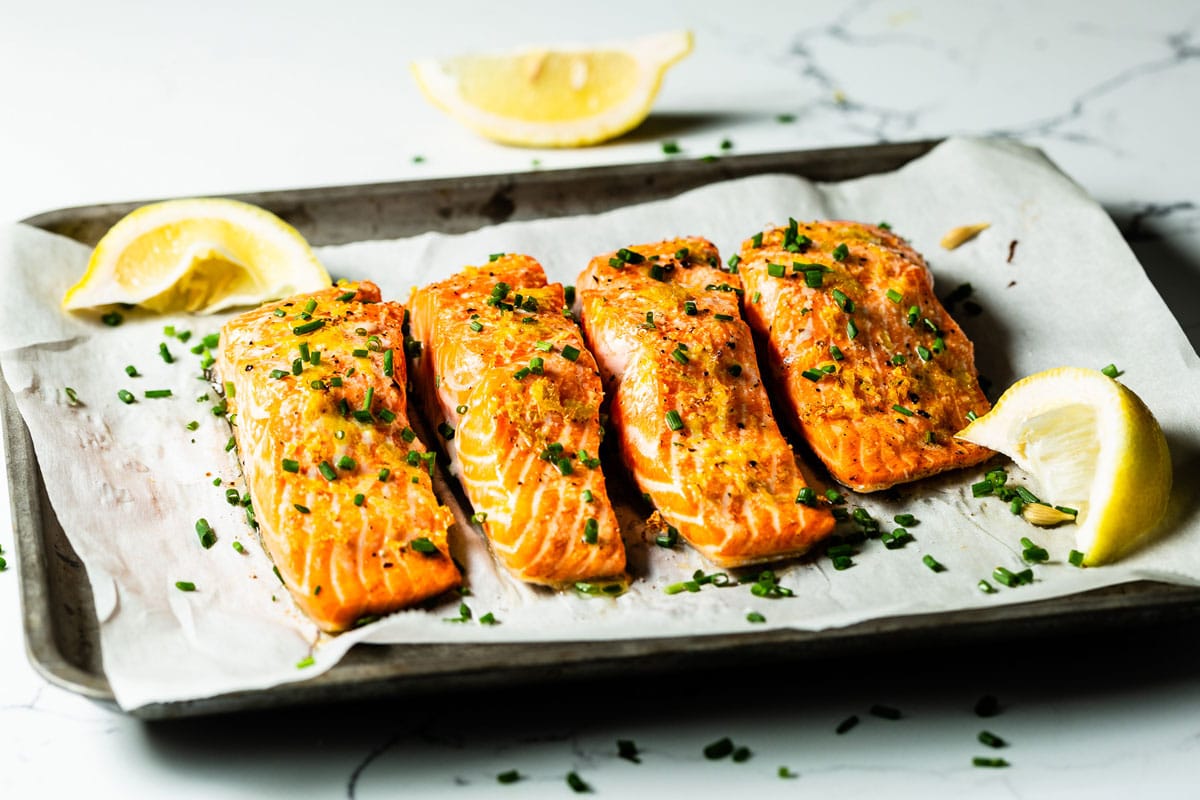 oven baked salmon on sheet pan horizontal 1