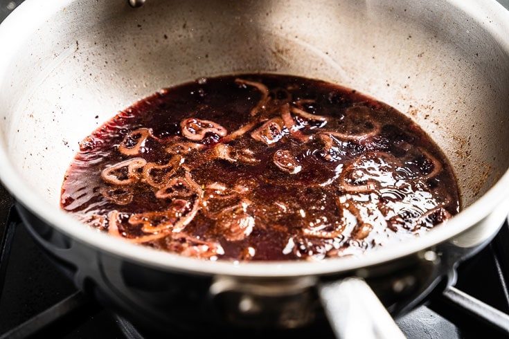 reducing red wine for short ribs