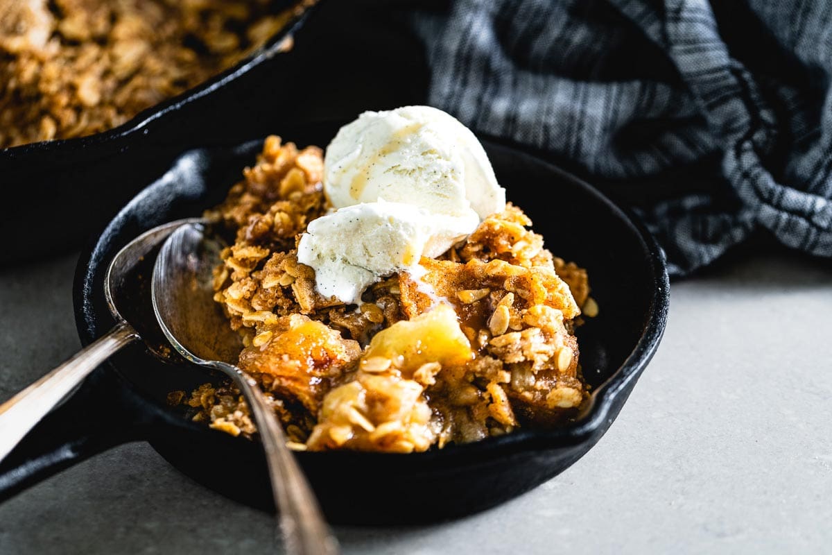 smoked apple crisp in skillet featured