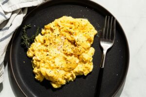 sous vide scrambled eggs overhead horizontal